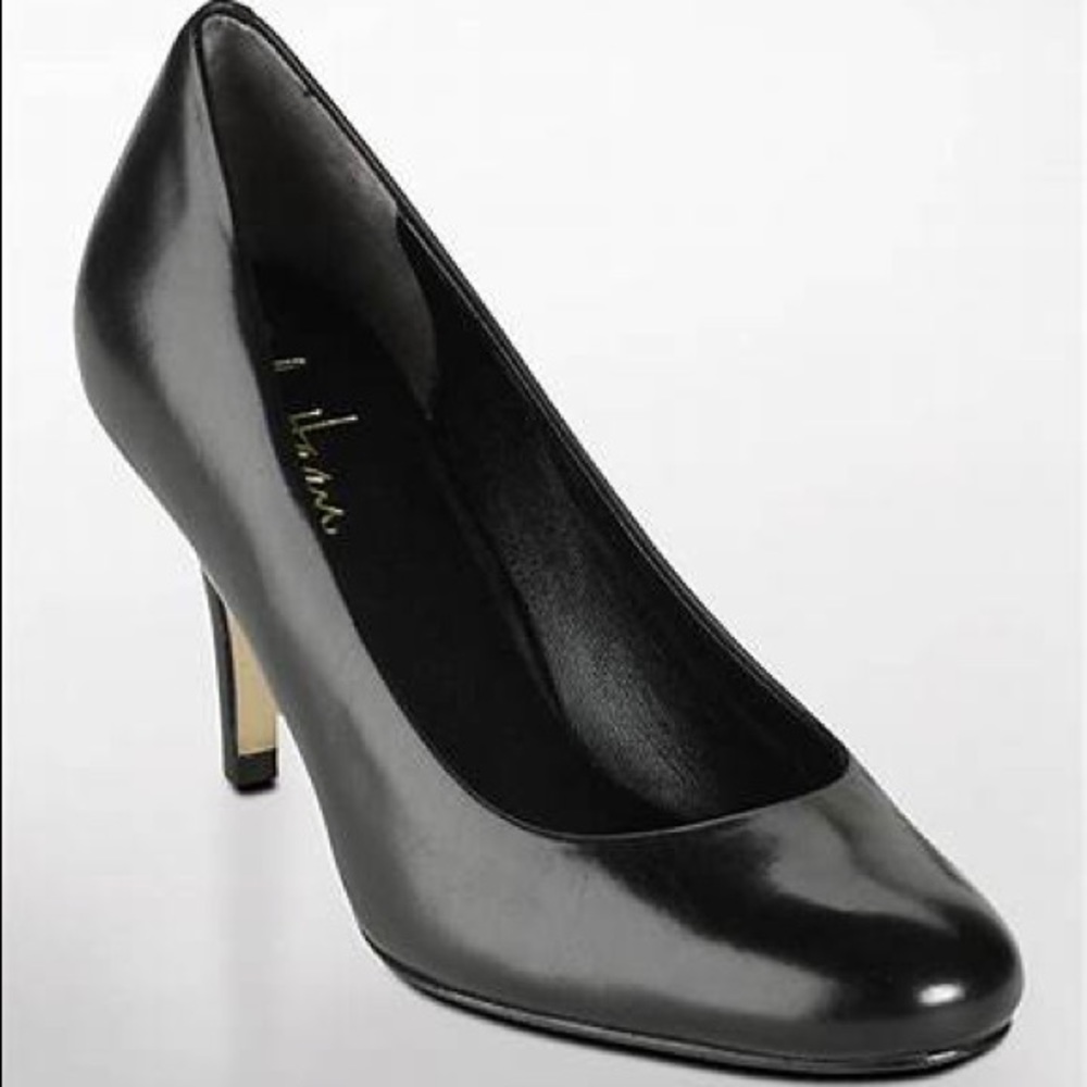 Worn Once - Cole Haan Nike Air Black Pumps - 8